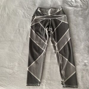 EVOLUTION AND RECREATION ATHLETIC LEGGINGS